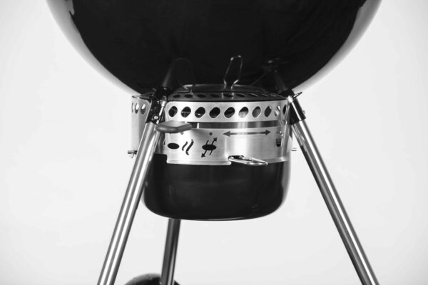 Weber® Master Touch 57cm Charcoal BBQ Black