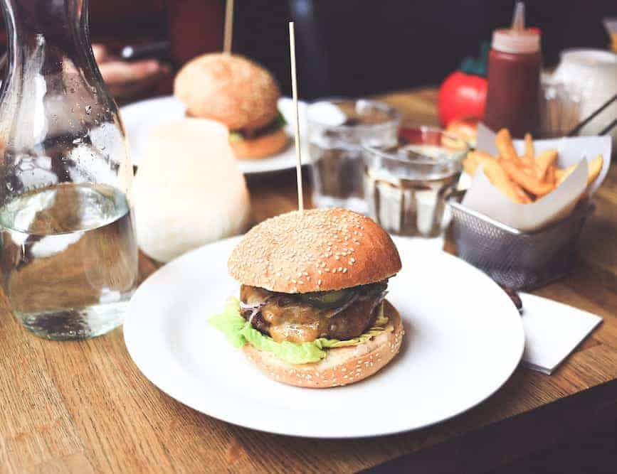 Barbecue Burger - The Ultimate BBQ Beef Burger Recipe