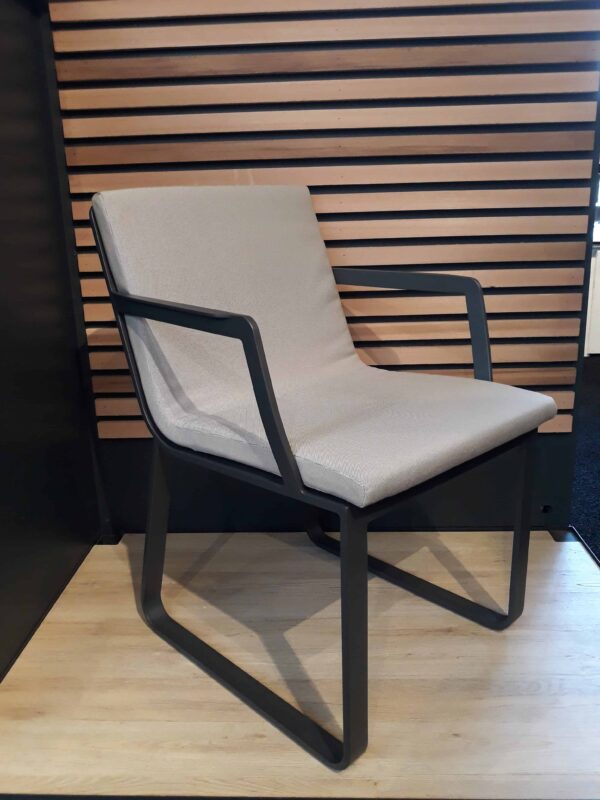 Fano 110cm 4 Seat Dining Set with Verona Arm Chair