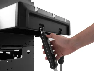 Broil King Baron S 490 IR hooks