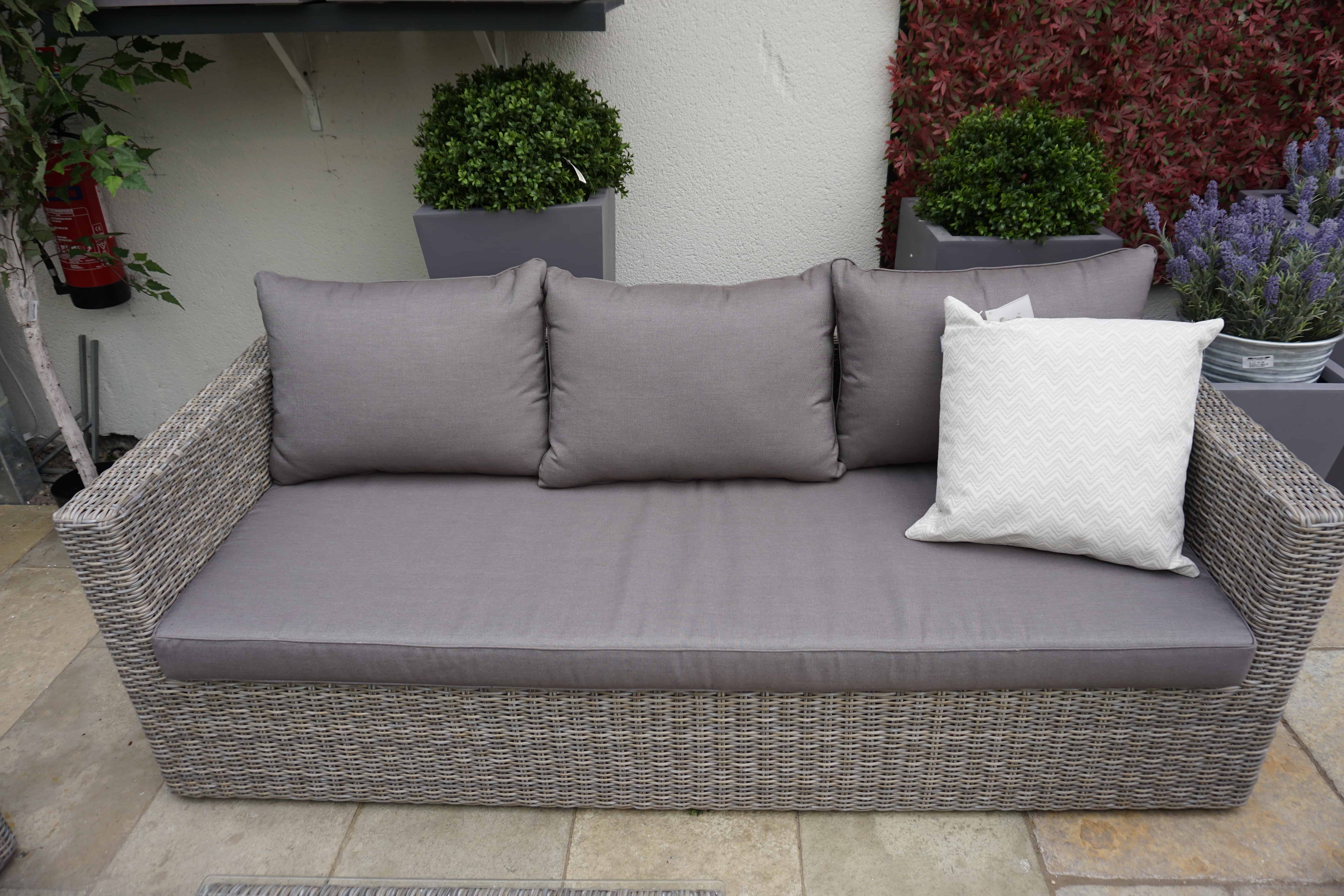 Roma Lounge Set Garden Furniture Garden Sofa Sets And Lounging