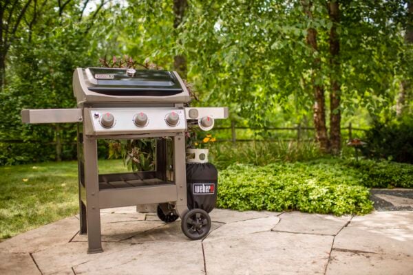 Weber Spirit II E-320 Gas Barbecue with BBQ Cover Bundle