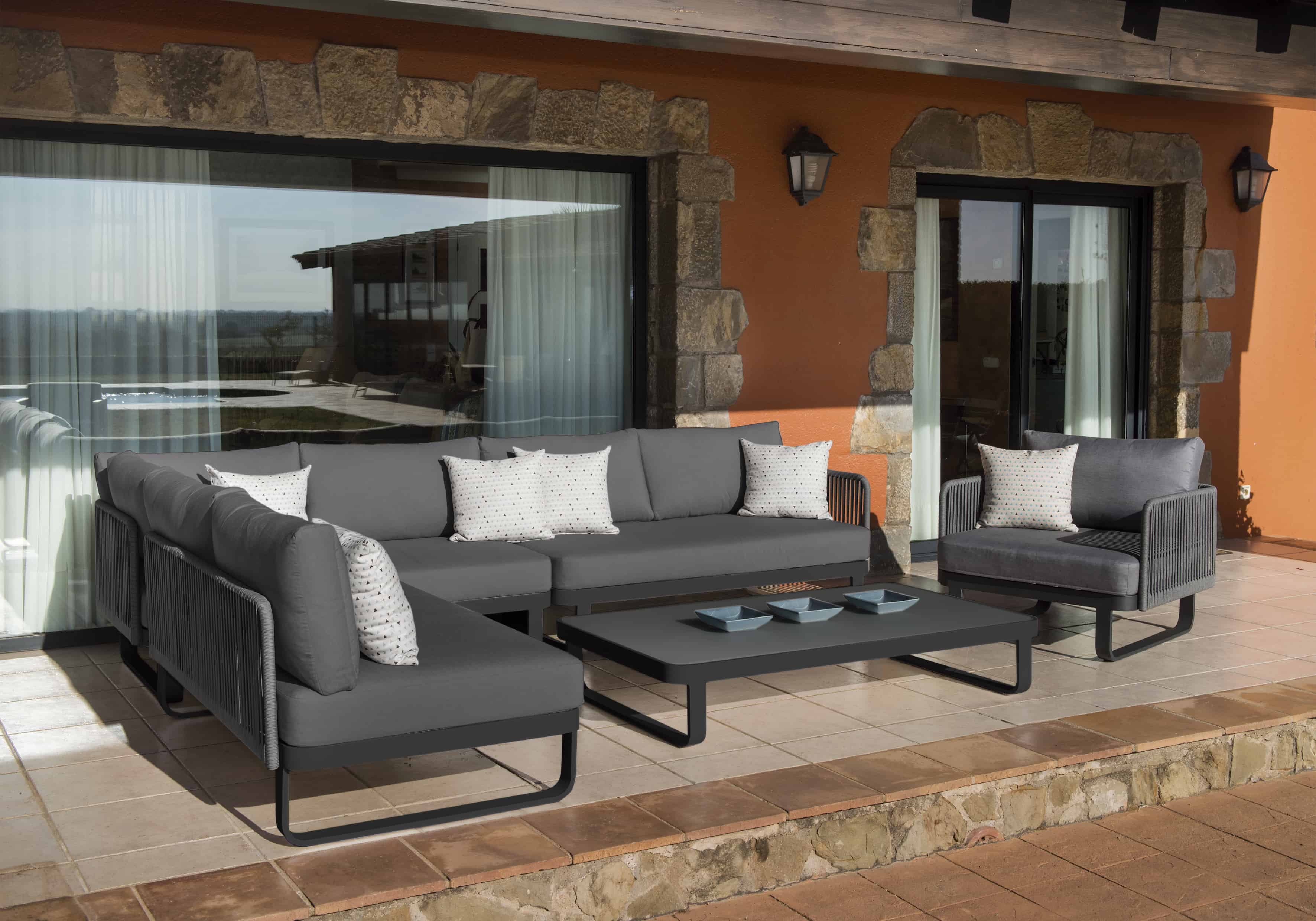 Ireland Furniture Modern House