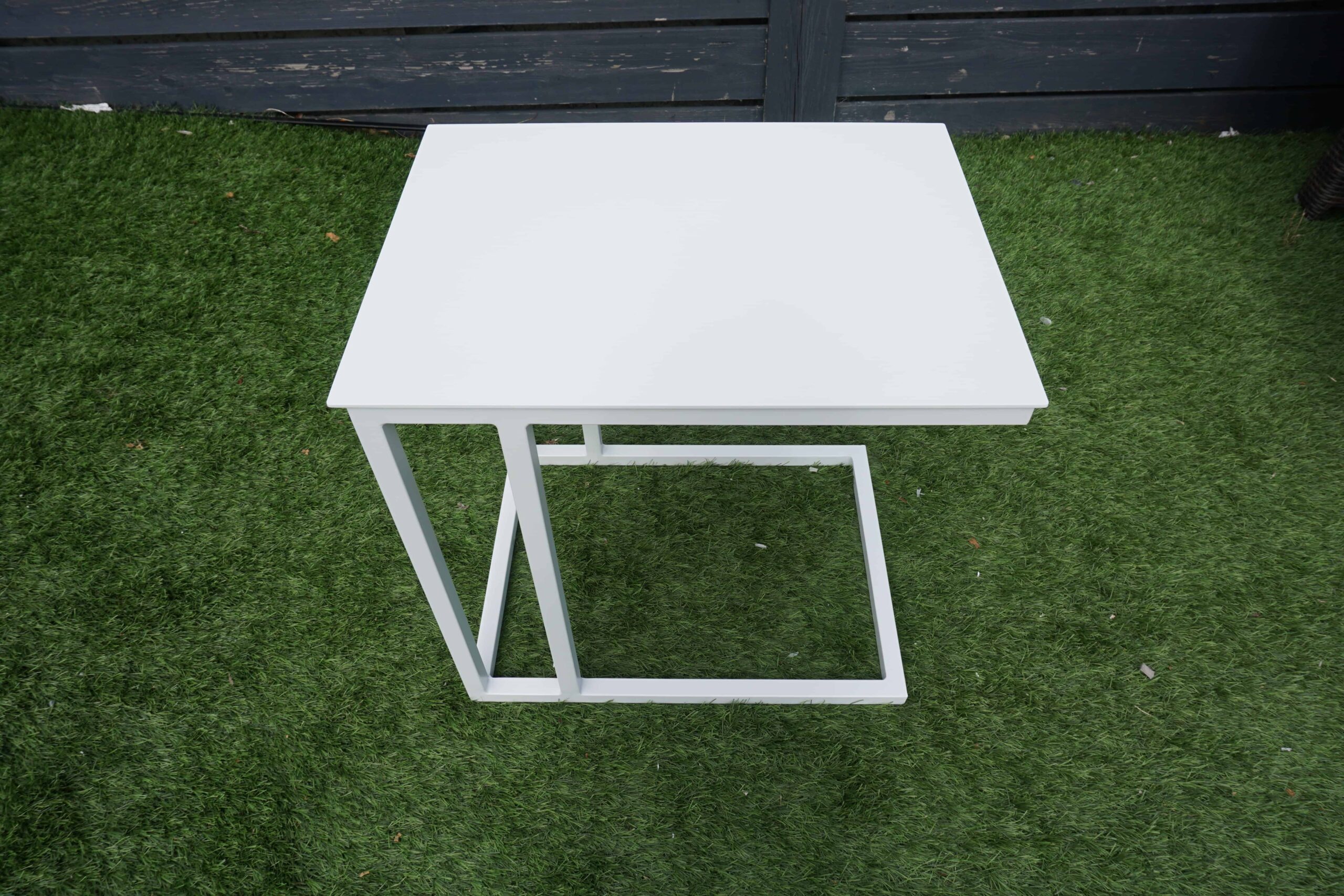 Grenada Alu Side Slide Table