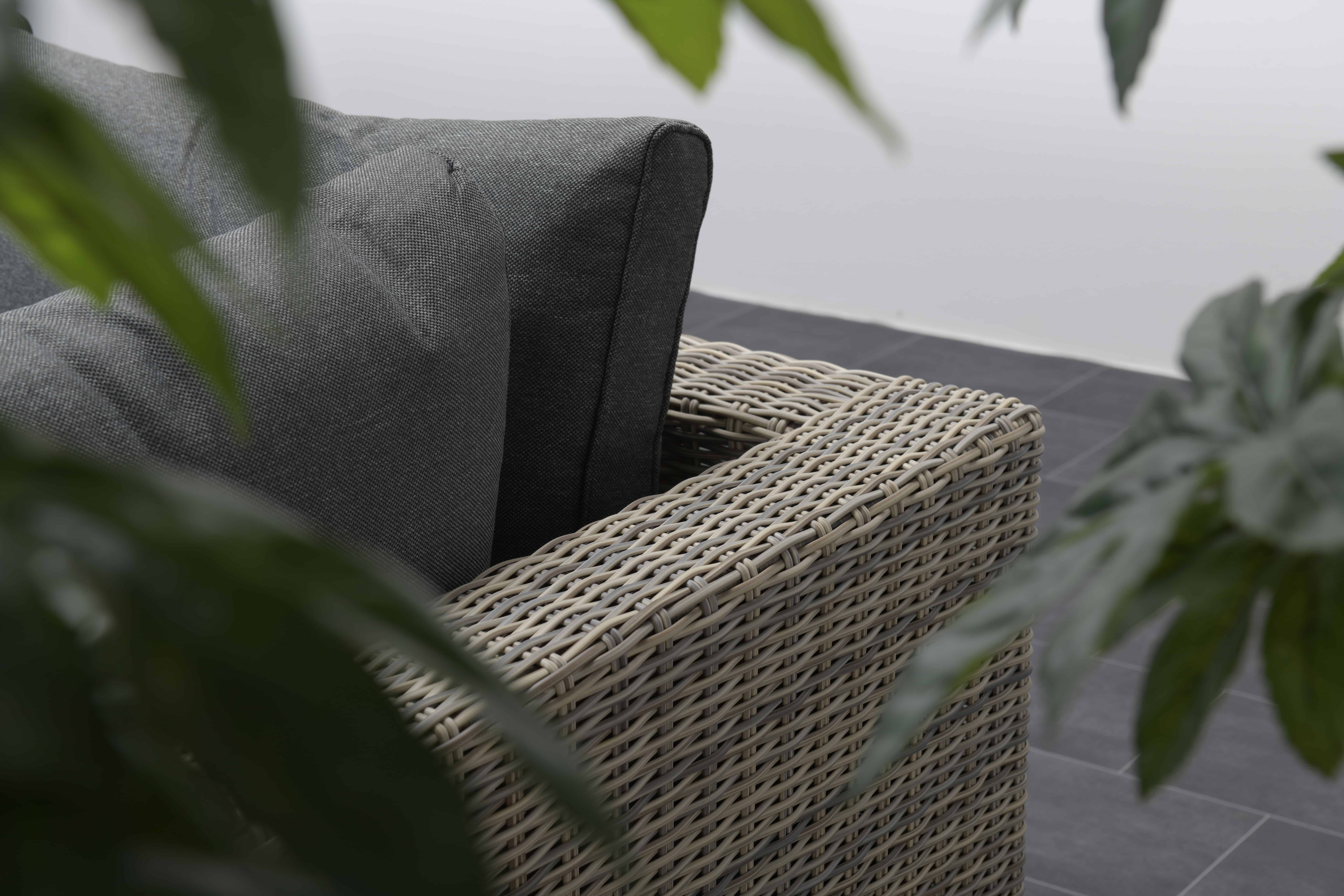 The Sousse Outdoor Corner Sofa Set With Ottoman