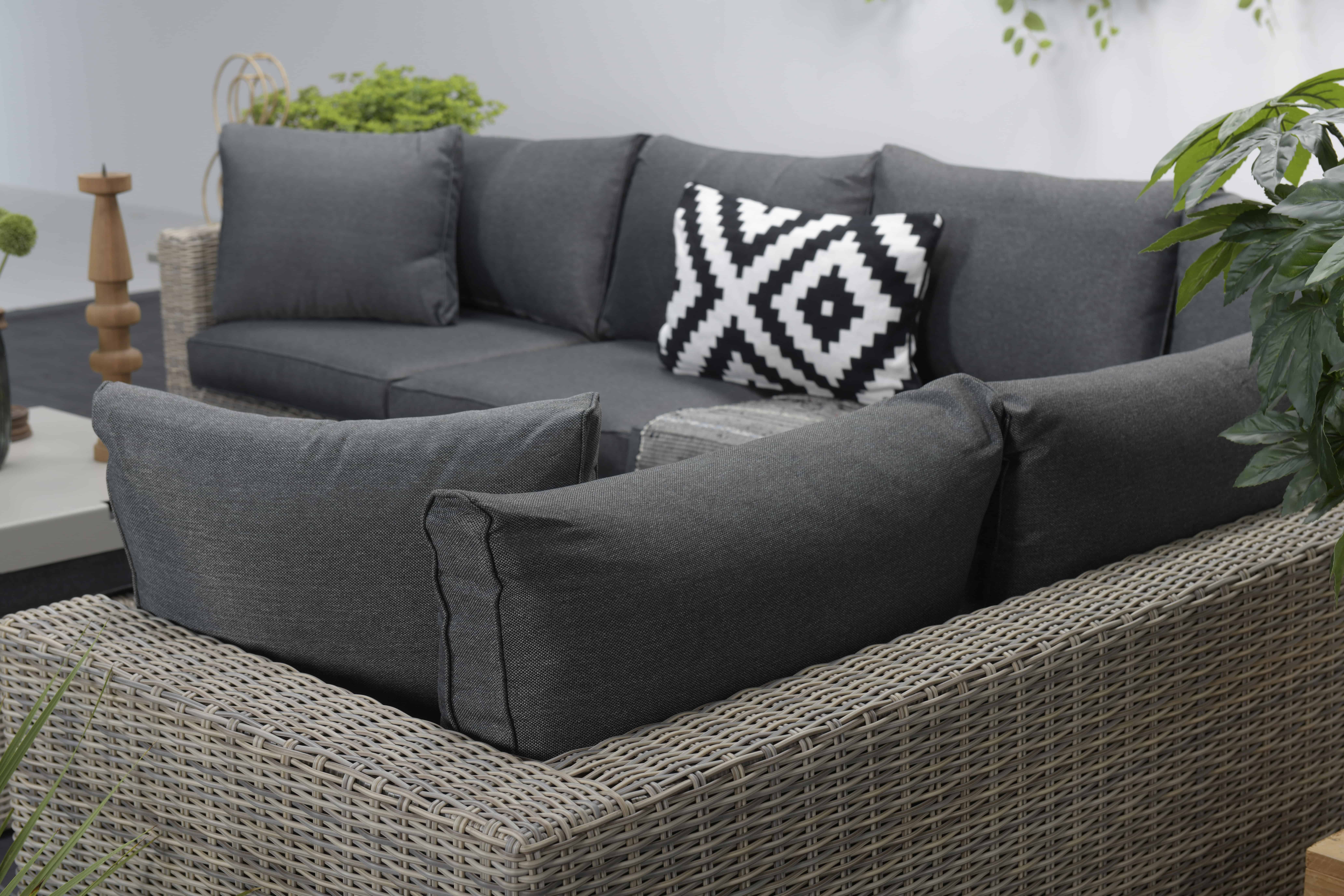 The Sousse Outdoor Corner Sofa Set With Ottoman