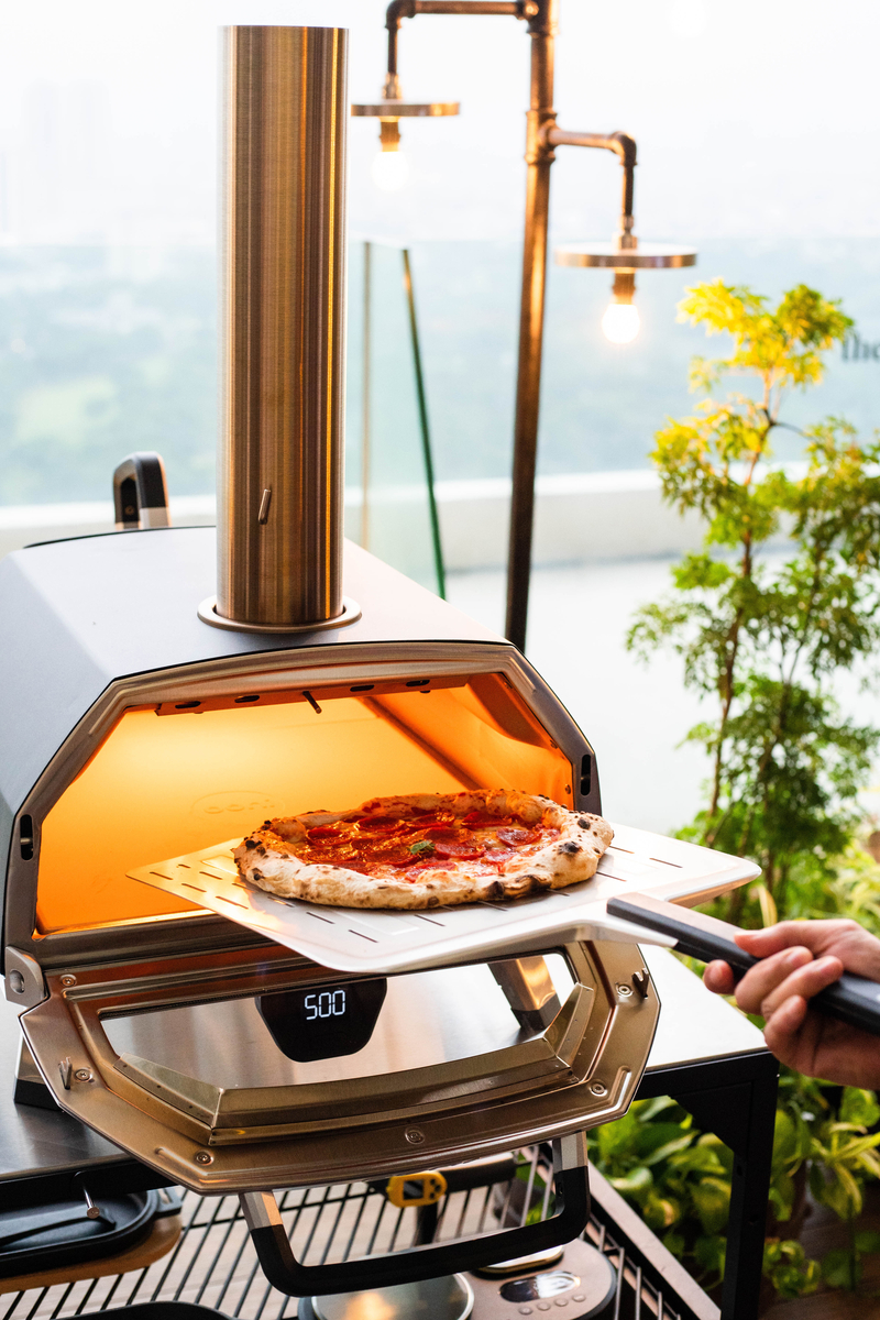 Ooni Karu 16 Outdoor Pizza Oven