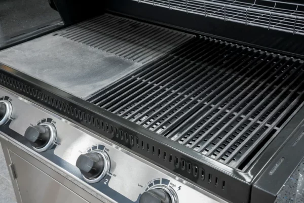 BeefEater 1100S Series 4 Burner Built In BBQ