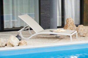 Sun Loungers & Deck Chairs