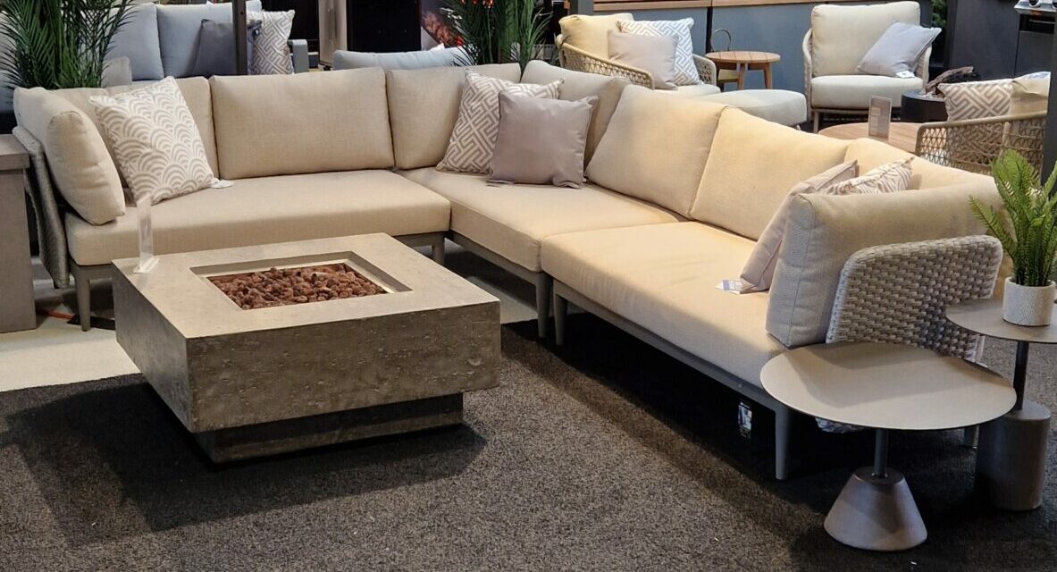 Lisa Love Outdoor Corner Sofa