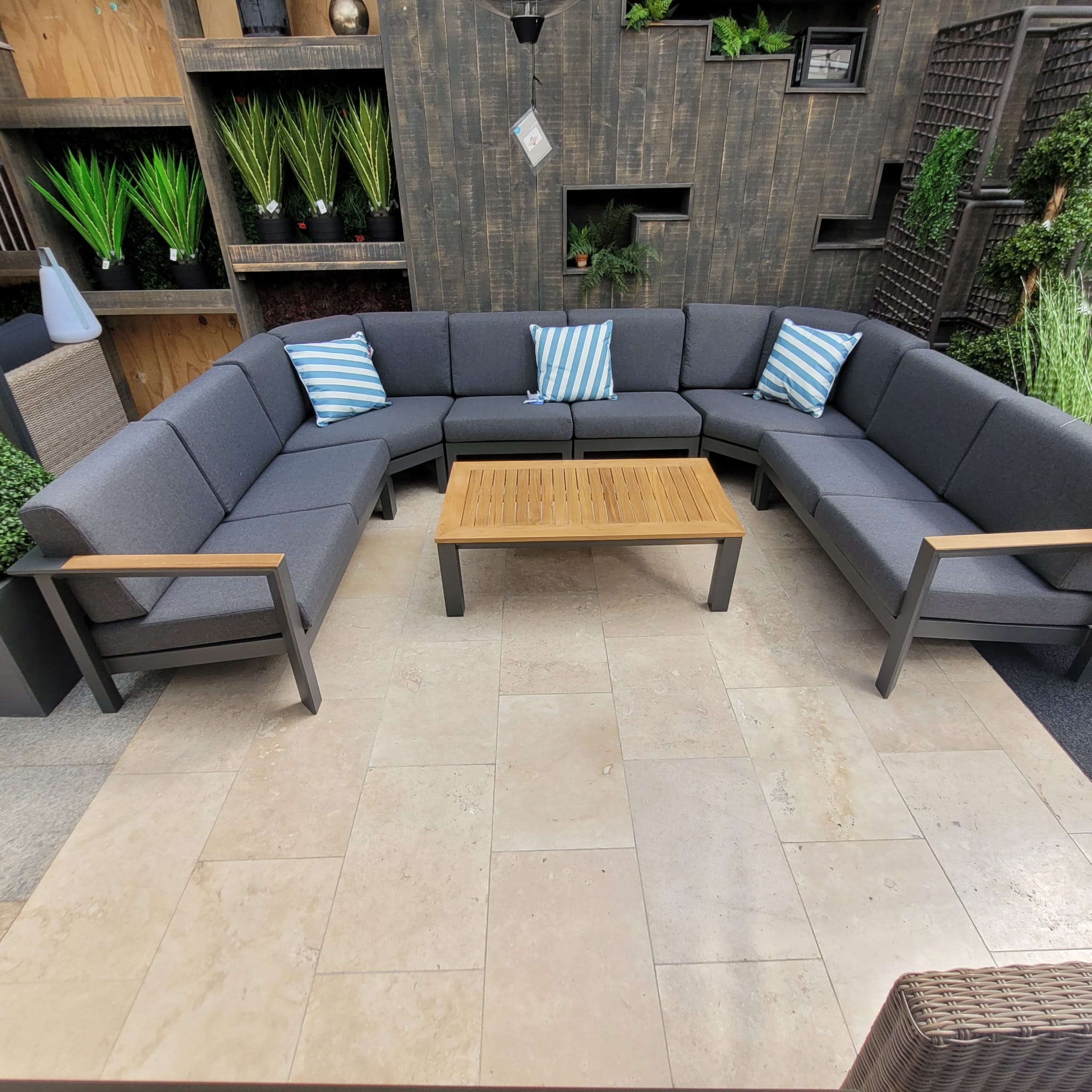 Lanta Outdoor Sofa U-Shaped Set
