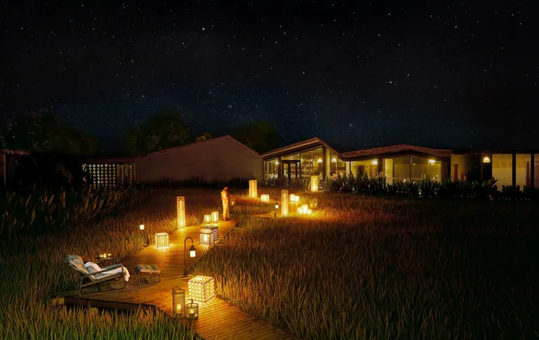 Fishman-Lamp-In-Outdoor-Setting