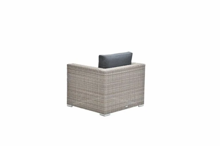 Unwind in style with the Tennessee lounge chair. All-weather cushions and durable design for supreme comfort.