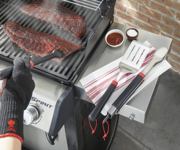 Weber Barbecue Basting Brush Lifestyle  Shot