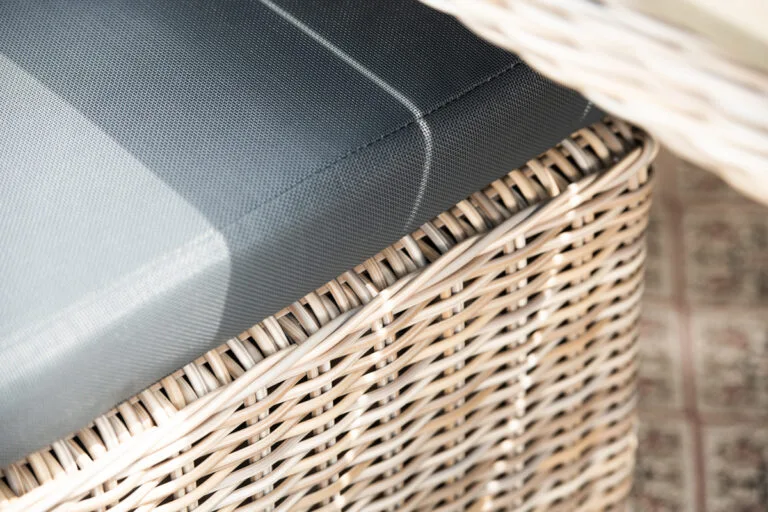 Valencia Tennessee Wicker Wicker Seat with Cushion -Outdoor Furniture Set Sale