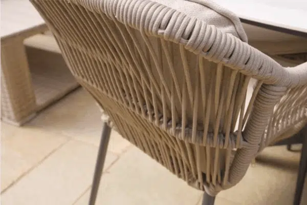 Scotland Table with Pescara Dining Chairs Set