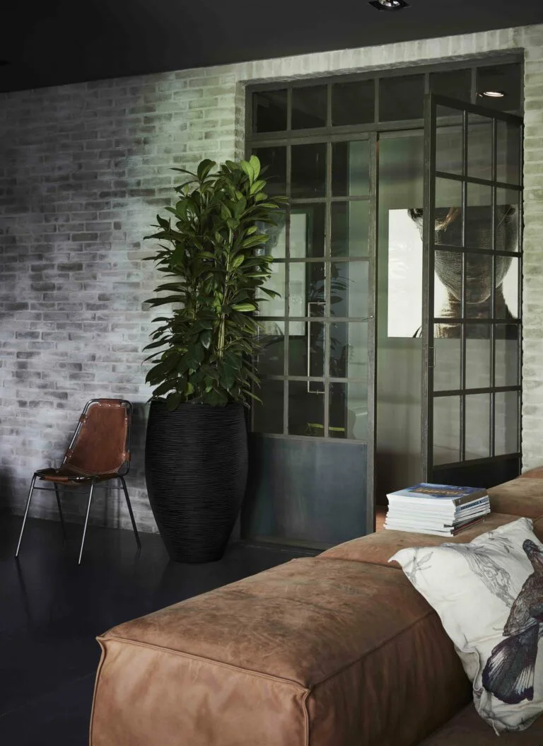 Capi-Nature-Rib-NL-Black-KBLR1138 - Plants and Pots for Garden