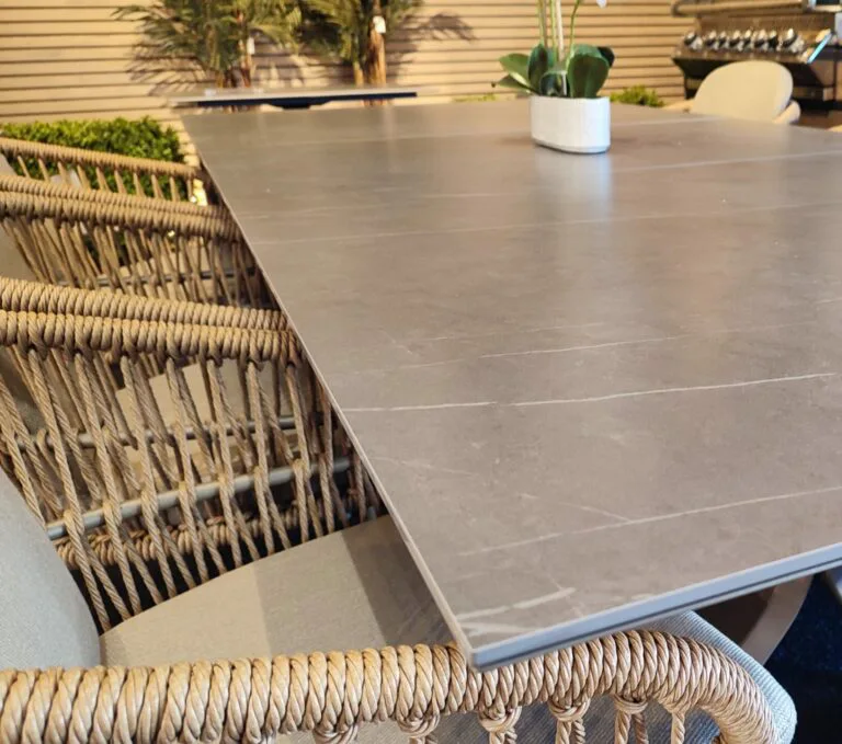 Outdoor.ie Carson dining table with 6 bari chairs outdoor furniture for sale in Dublin, Ireland.