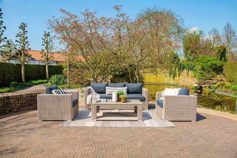 Valencia Tennessee Full Furniture Set with Center Table - Garden Furniture
