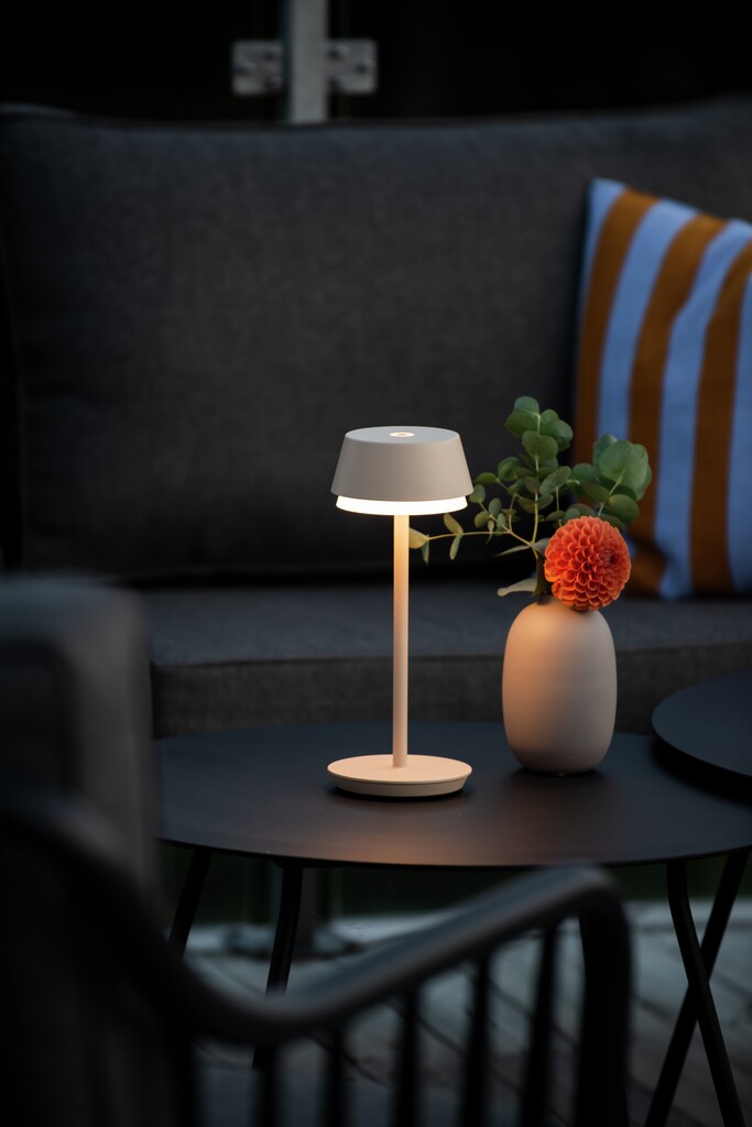 Lyon USB Outdoor Portable Table Lamp
