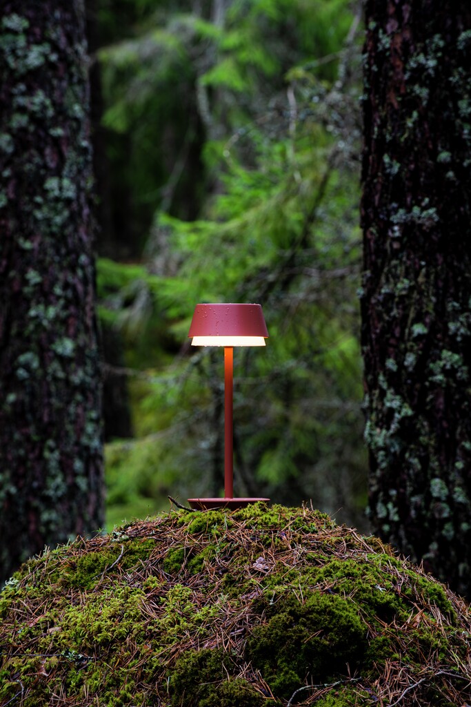 Lyon USB Outdoor Portable Table Lamp