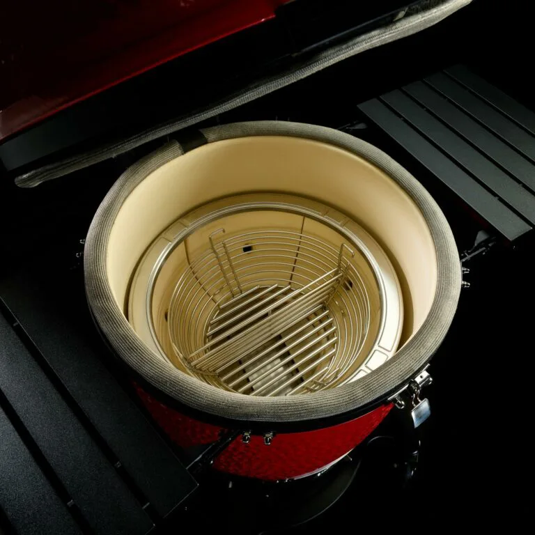 The grilling mechanism inside Kamado Joe Classic III BBQ Grill
