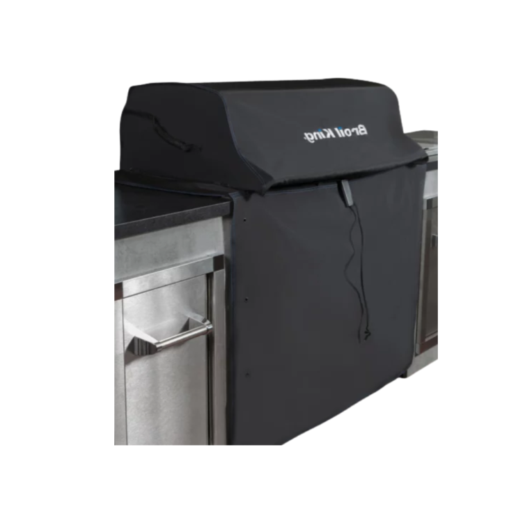 The Broil King Premium Grill Cover for Imperial/Regal 500 Series