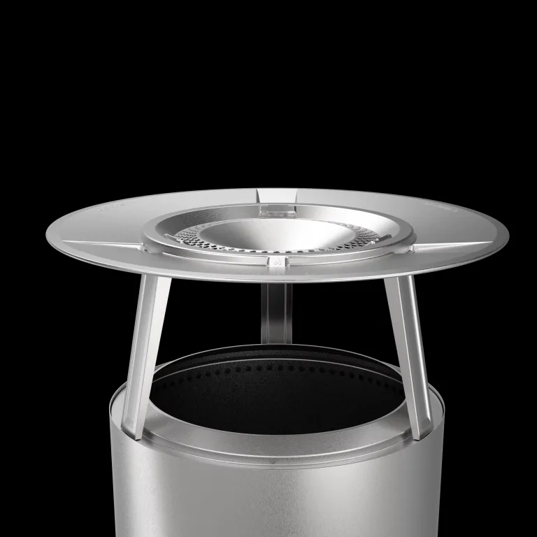 Solo Stove outdoor scene bonfire firepit smokeless Heat deflector for sale in Dublin Ireland, wood firepit