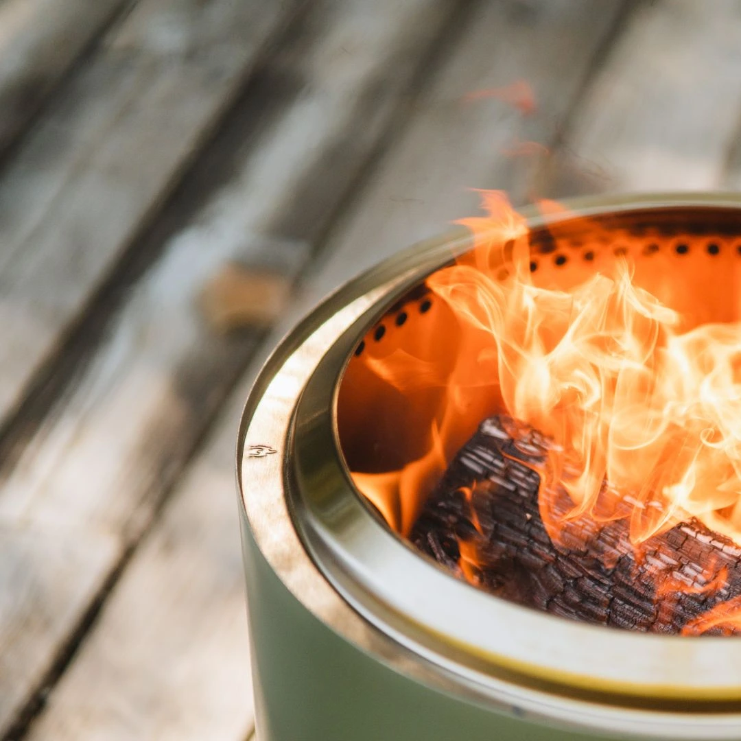 Solo Stove Bonfire Firepit + Stand