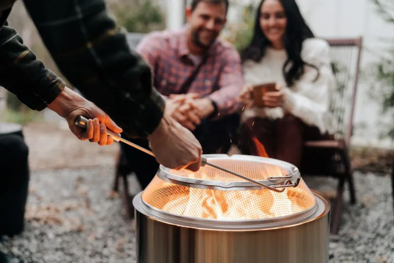 Solo Stove outdoor scene Bonfire firepit smokeless firepit heat shield for sale in Dublin Ireland, wood firepit