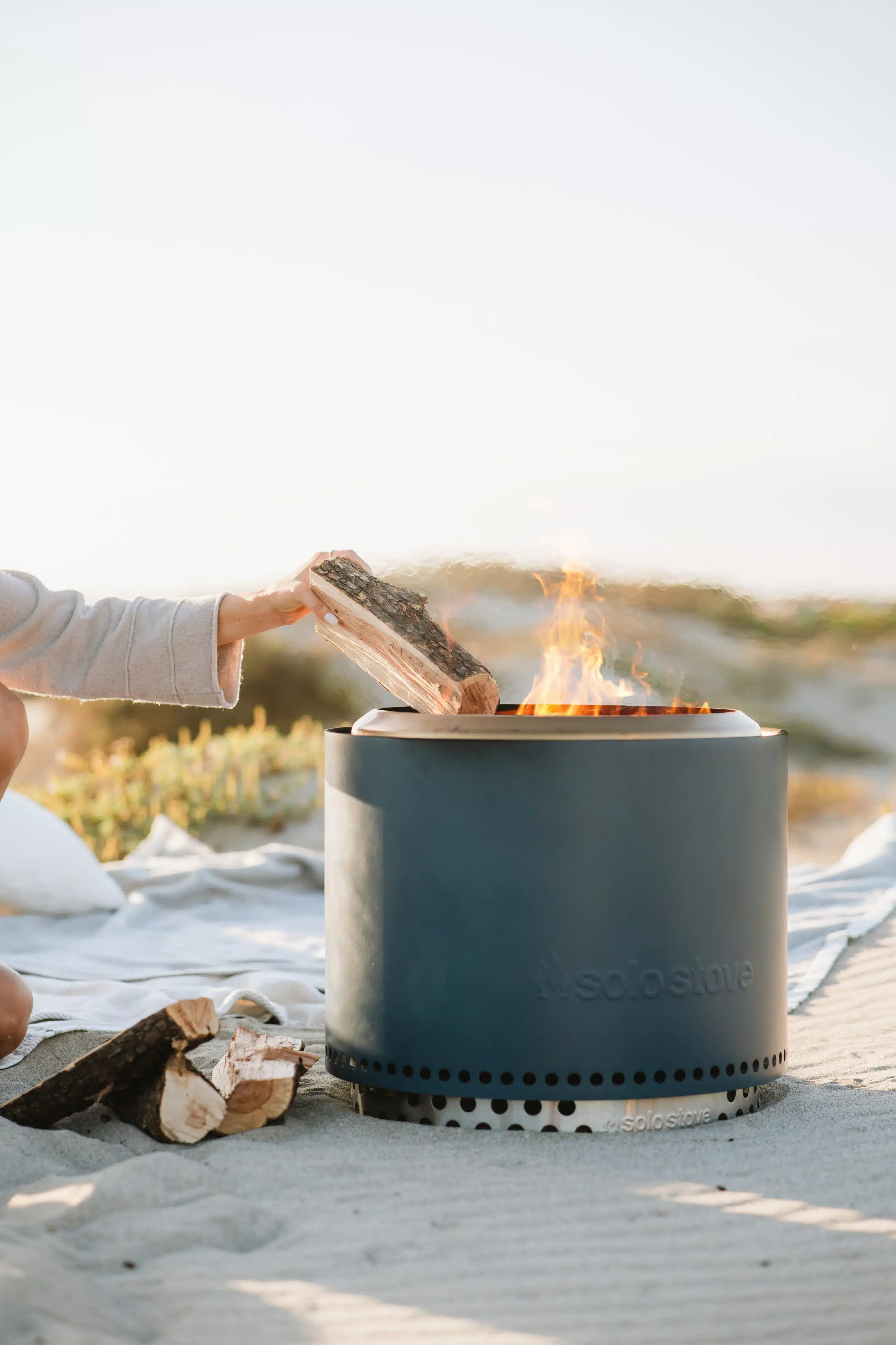 Solo Stove Bonfire Firepit + Stand
