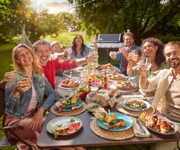 Weber genesis e 425 gas barbecue selfie with friends