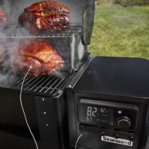 Close-up of Weber Connect™ digital controller on Searwood XL 600 Pellet BBQ