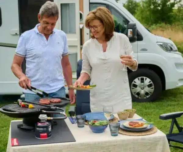 Ultimate-outdoor-pakket-nomadiQ-BBQ-02-600x400