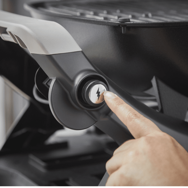 Weber Q2200 N Gas BBQ with Compact Stand & Side Shelf