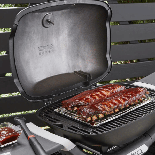 Weber Q2200 N Gas BBQ with Compact Stand & Side Shelf