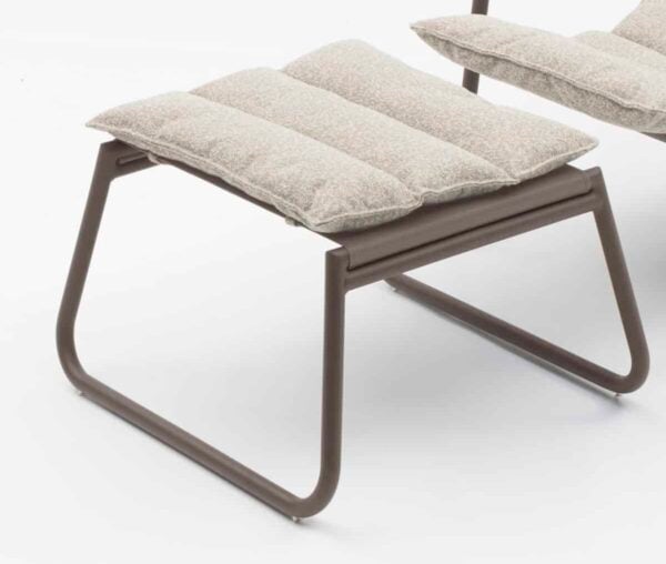 Coast Beacher Bob Sand footrest with cushion