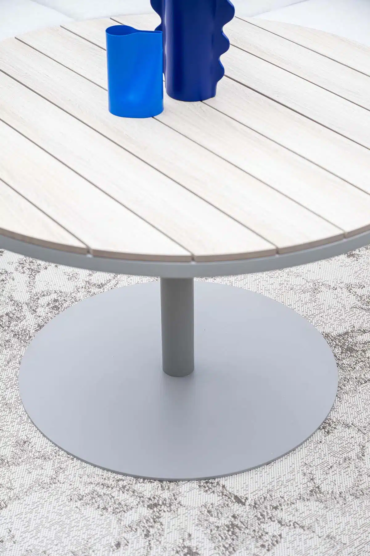 112cm Matera Lounge & Dining Table – Round Taupe – Vironwood Top