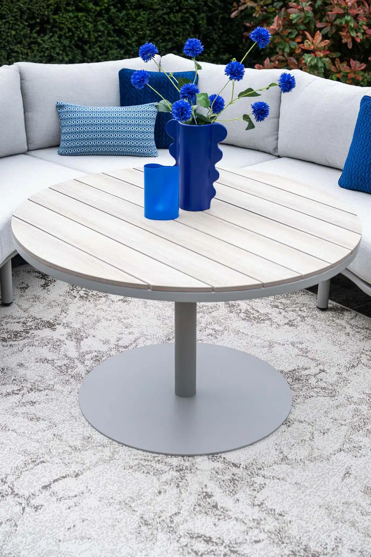 112cm Matera Lounge & Dining Table – Round Taupe – Vironwood Top