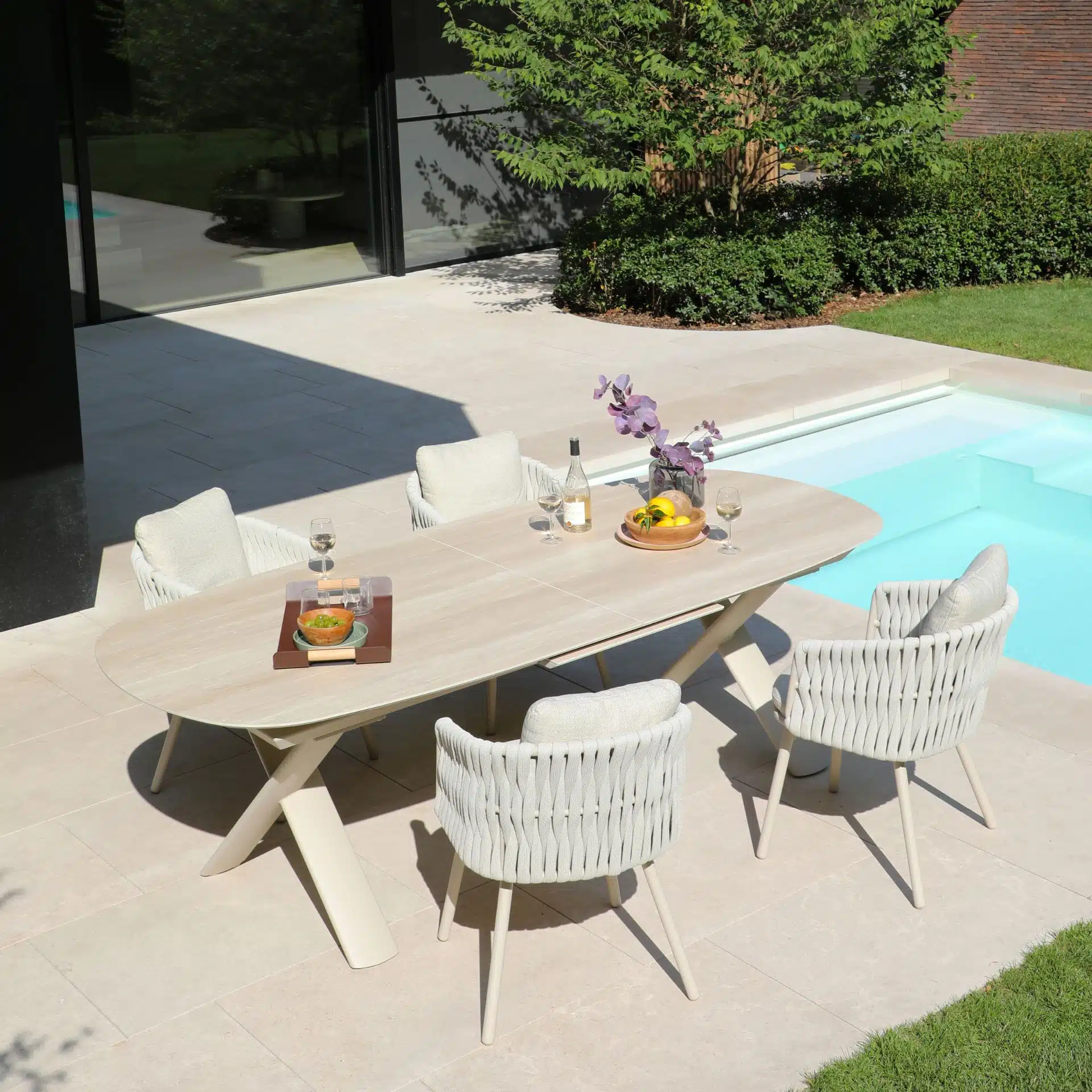 Albatros Organic Extendable Dining Table – 8-10 Seater in Bob Sand