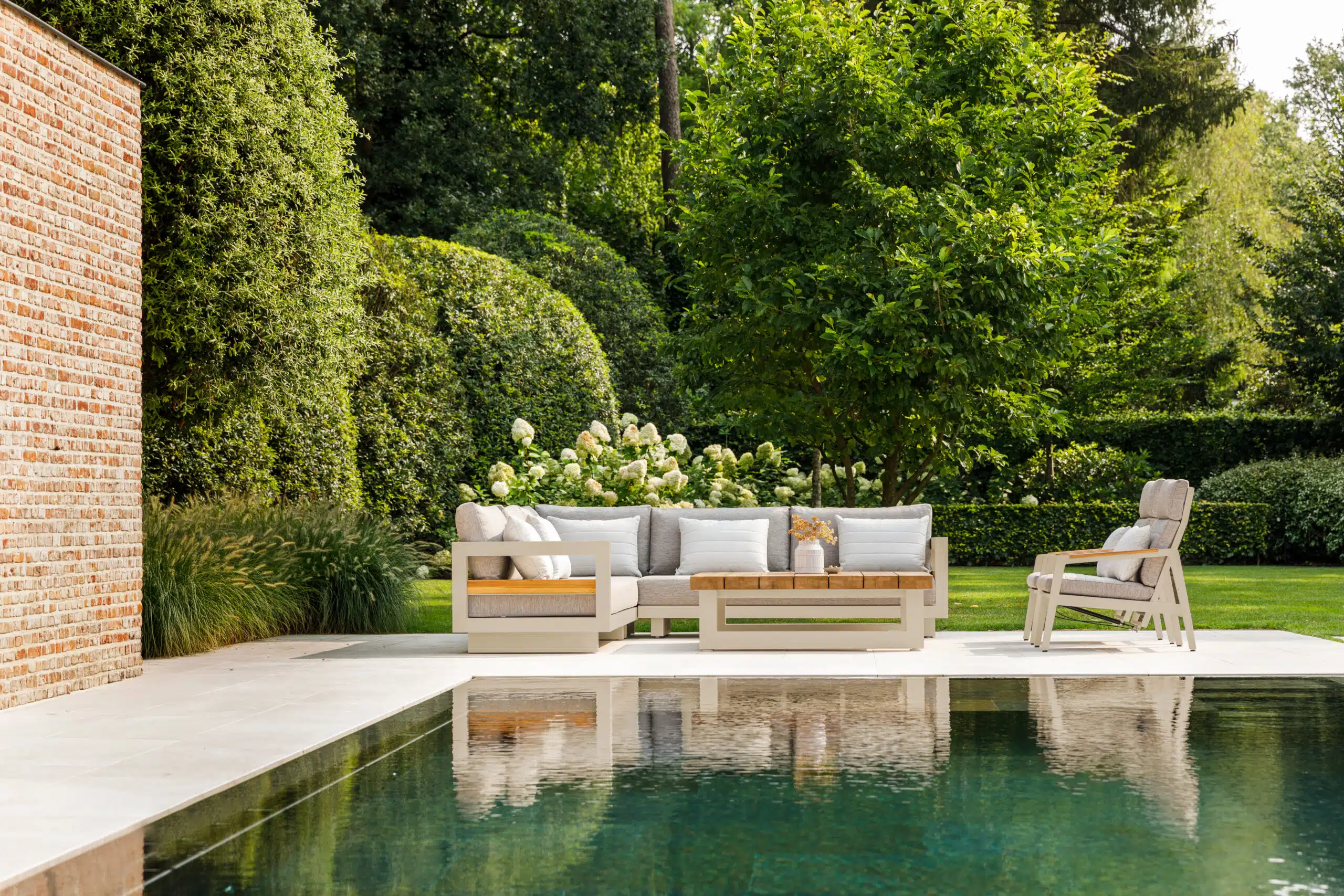 Himalya Garden Corner Sofa Set