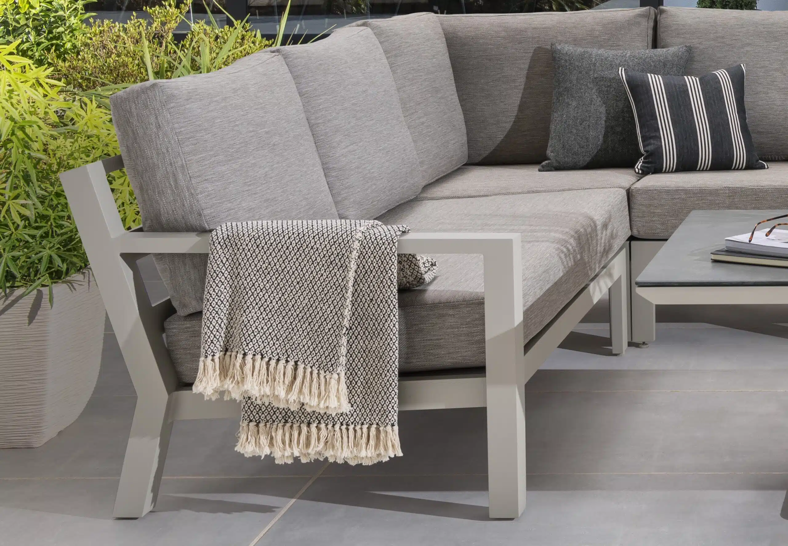 Timber Lounge Corner Sofa Set – Beige