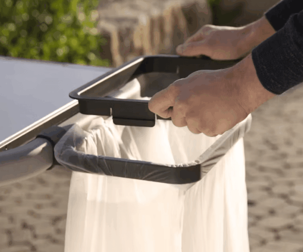 3400106-Weber-Works-Organizer-Kit-rubbish-bag-holder