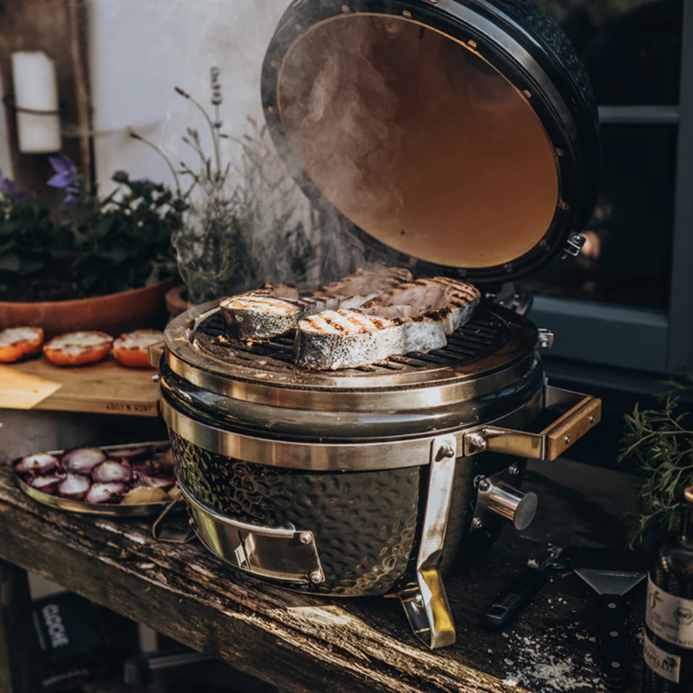 Monolith Icon Kamado grill lifestyle picture