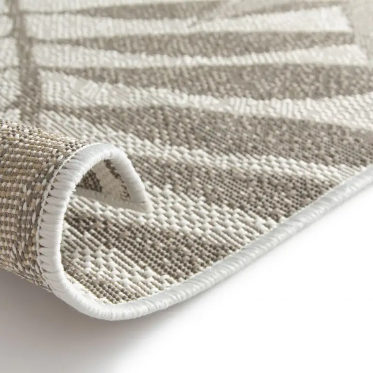 Naturalis Carpet crafted from 100% polypropylene