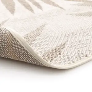 Naturalis Carpet leaf inspired design