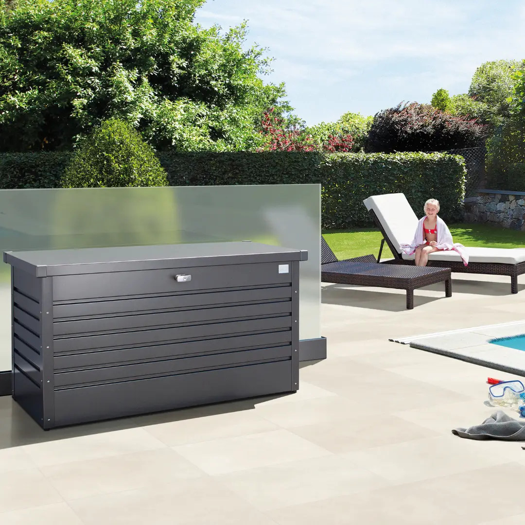 Biohort LeisureTime cushion storage for outdoor furniture