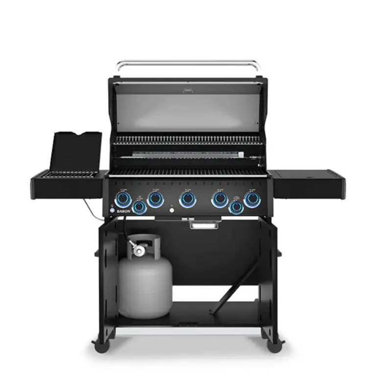 Broil King Baron 590 IRX Shadow front view