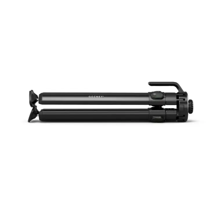 Lightweight aluminium stand for outdoor pizza cooking